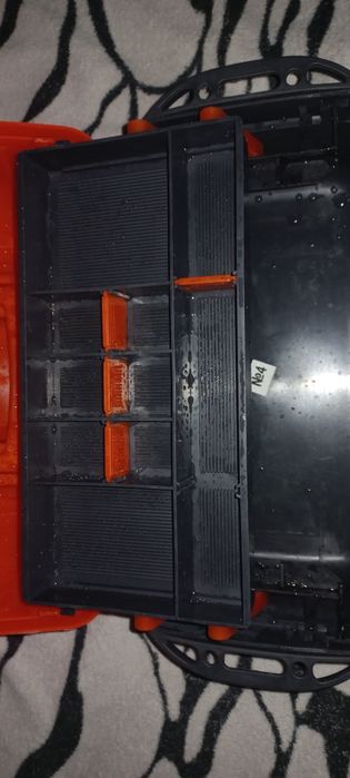 Ящик-органайзер для рибацьких снастей