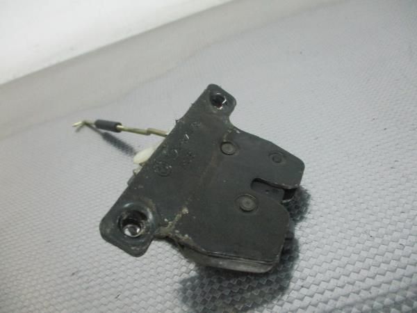 Fechadura / fecho da mala BMW 3 Compact (E36)