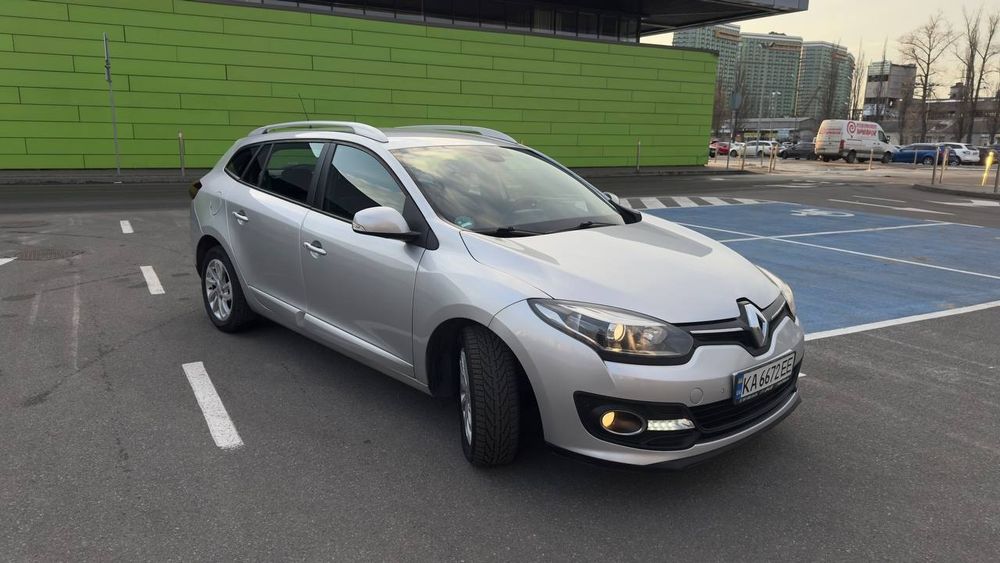 Продам сімейний renault megane 3, 2014 року