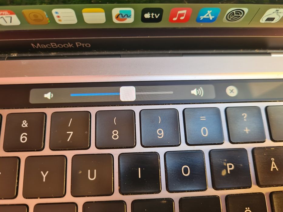 Apple MacBook Pro a2289 8/256 2020