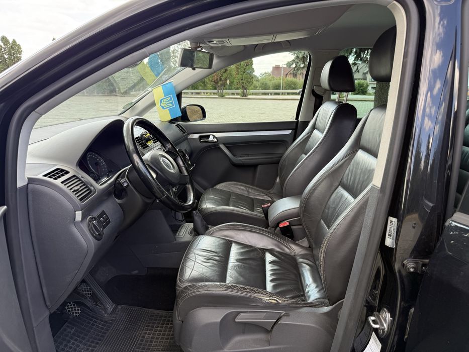 Volkswagen Touran 2.0 170кс.