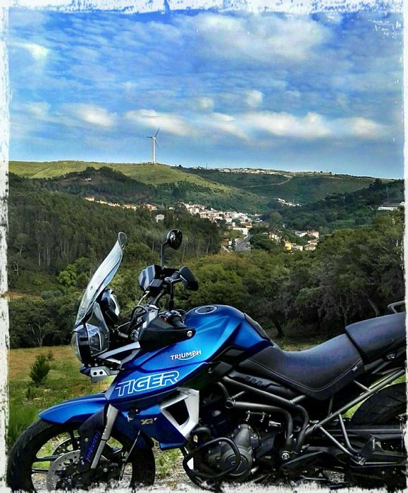 Triumph Tiger 800 XRT FULL EXTRAS