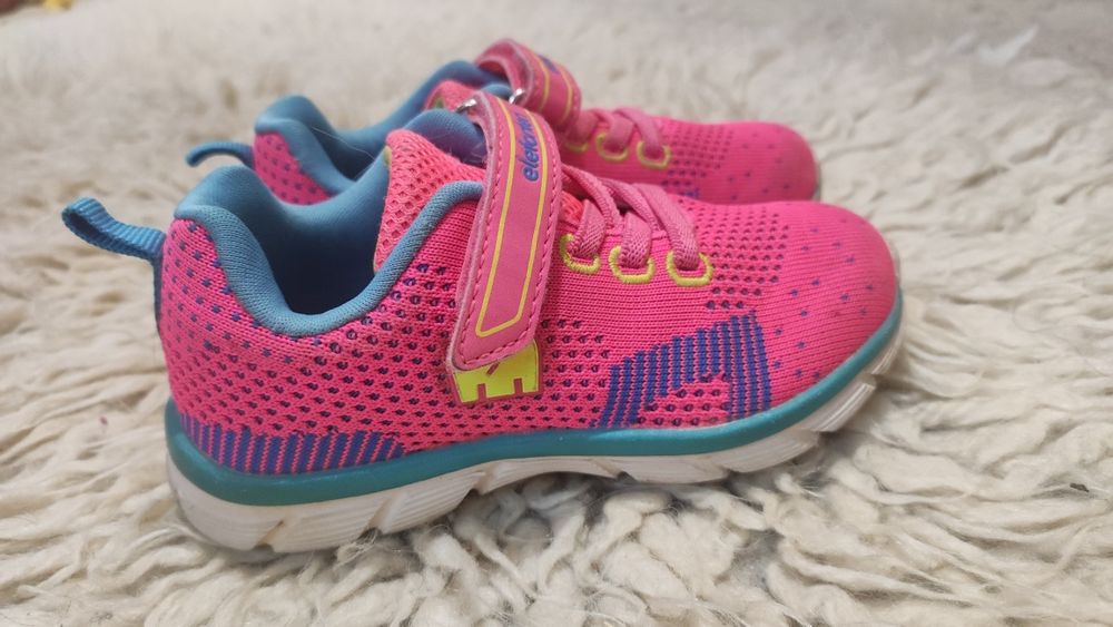 Кросівки Puma, Adidas, Nike, Vans дитячі розмір 24, 25