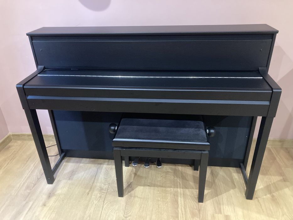 Pianino cyfrowe Yamaha Clavinova CLP-585