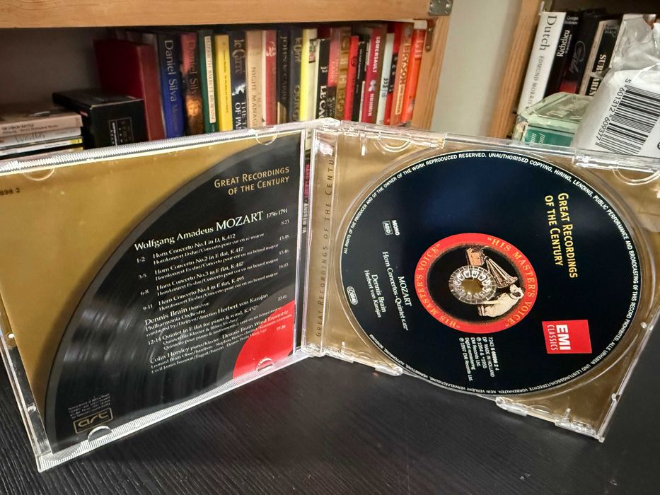 Mozart – Horn Concertos Nos.1-4, Quintet K.452 – Dennis Brain, Karajan