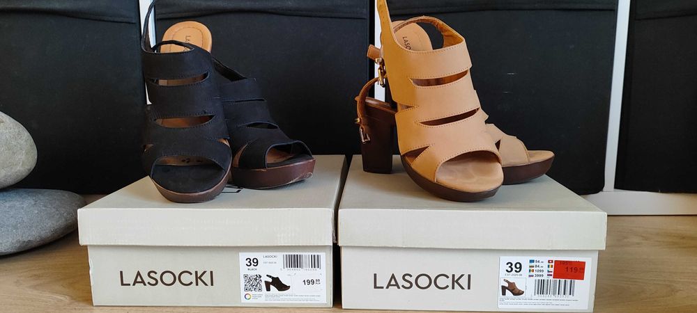 Lasocki beżowe sandały na koturnie rozm 39