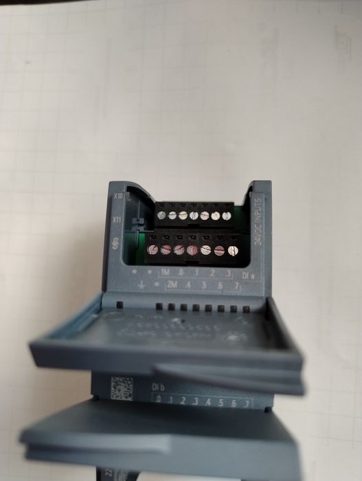 SM 1221 di moduł wejsc cyfrowych Siemens simatic S7 1200 tia portal