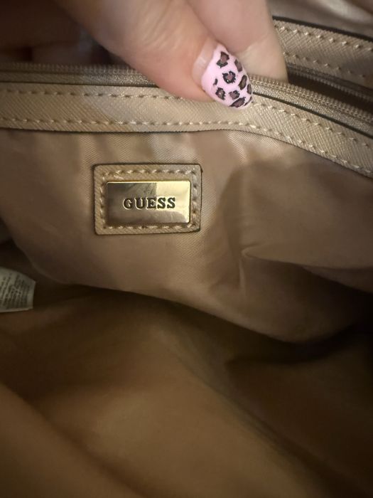 Mala Guess Nova