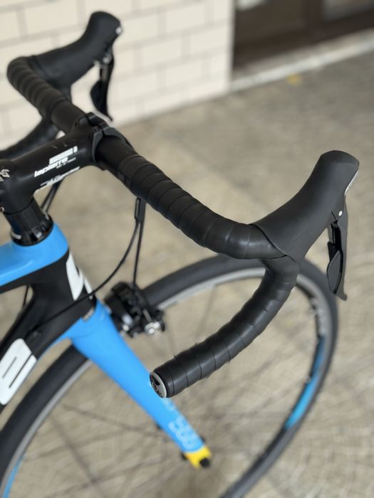 Bicicleta Estrada Lapierre em carbono