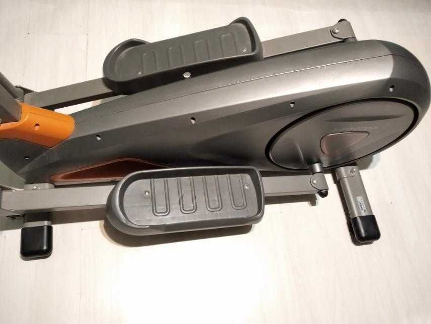 Орбітрек, еліптичний тренажер Sportop E850P