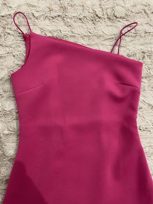 Vestido Guess cerimonia Rosa