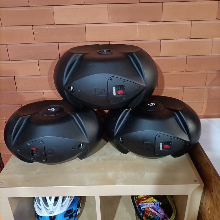 3 colunas profissionais Electro-Voice EVID 6.2 – 150W RMS / 8 Ohms