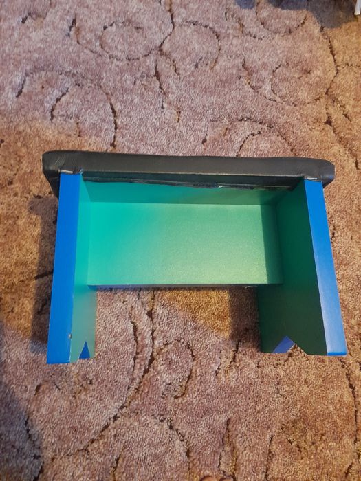 Табурет, стільчик