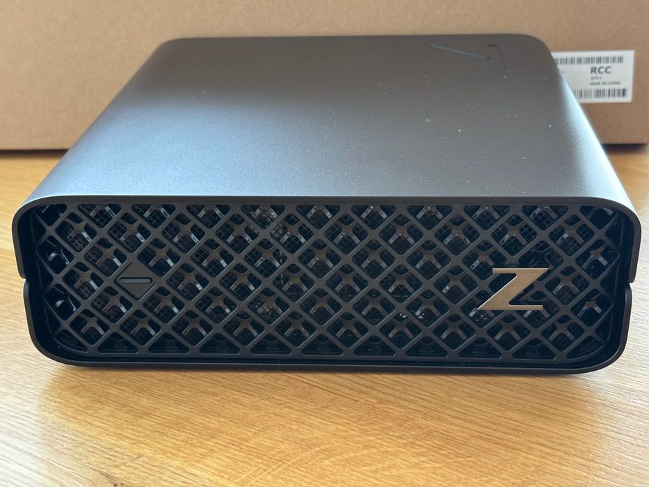 HP Z2 Mini G9 Workstation (7Y8N0UC)