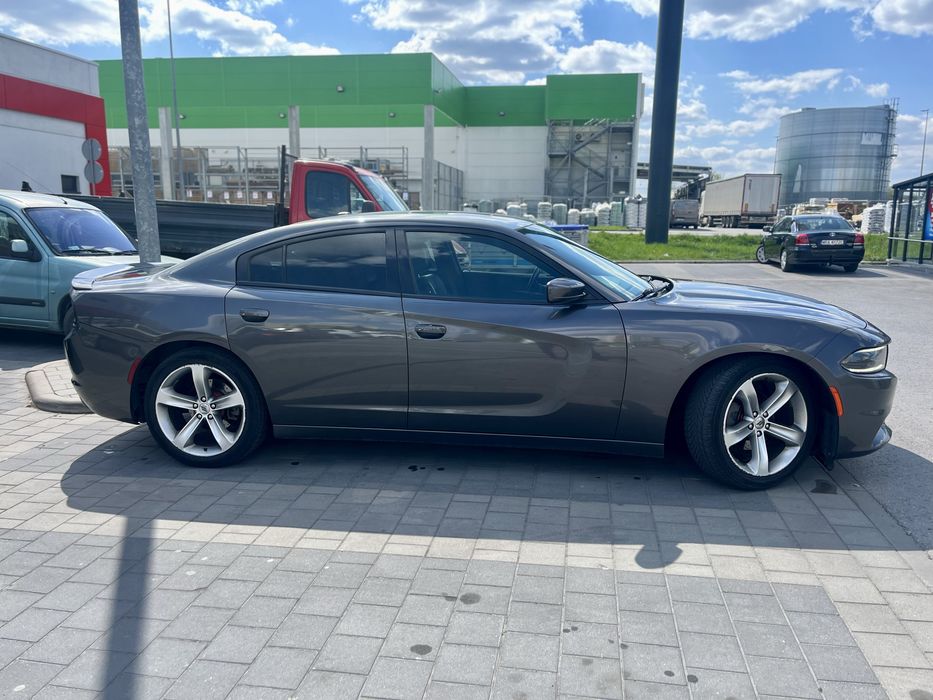 Dodge Charger 2017 SXT Plus | 3.6 V6 | RWD