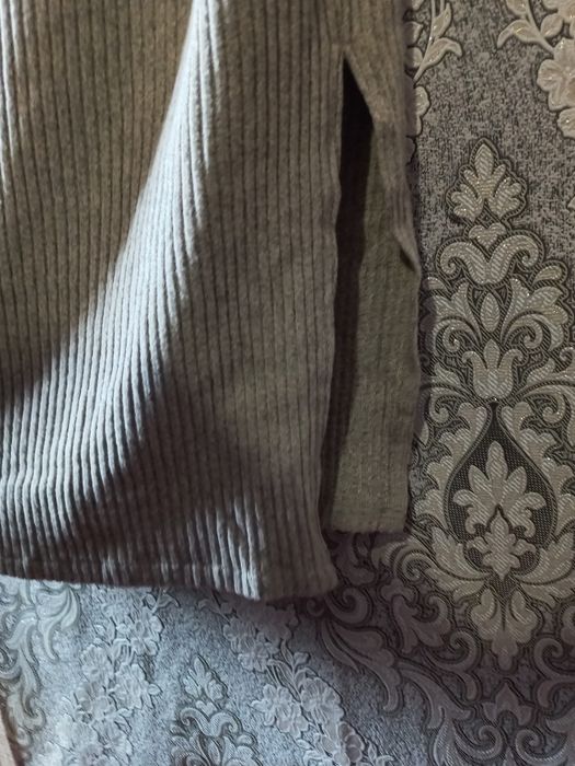 Довга сукня в рубчик