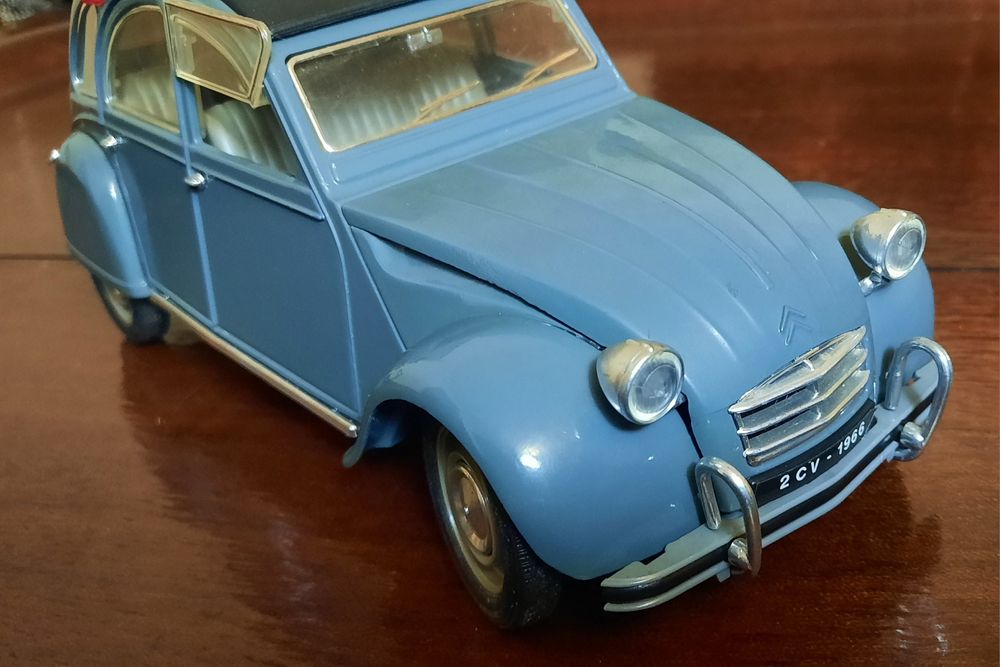 Citroen 2CV Solido escala 1/17 die-cast