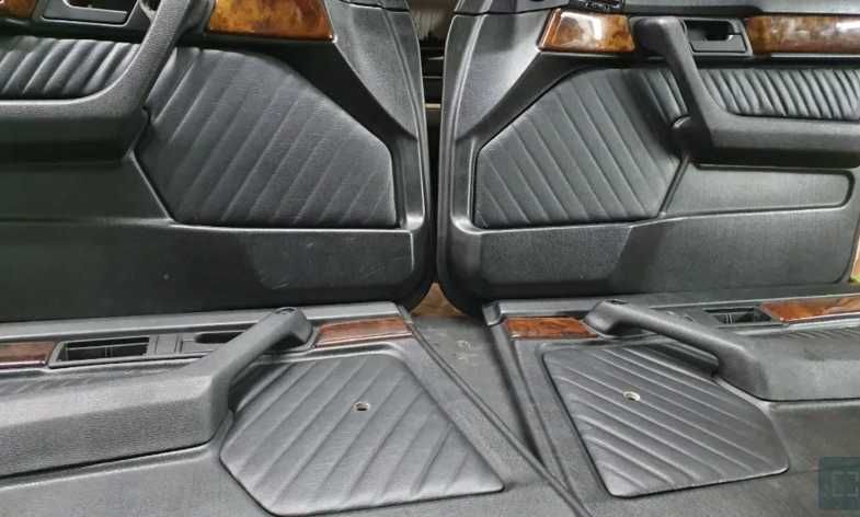 BMW е34 дверные карты перетяжка (салона,сидений,потолка): 3 300 грн ...