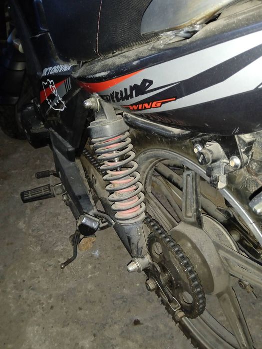 Продам Мустанг МТ200