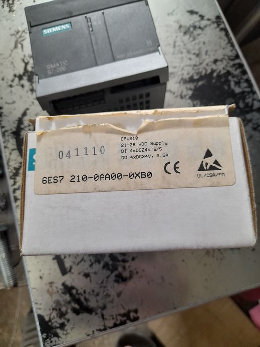 80SIEMENS 6ES7 210-0AA00-0XB0