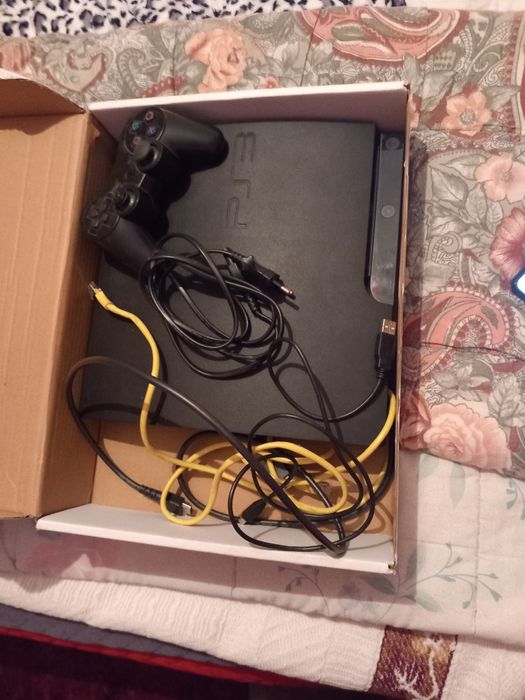 Consola PS3 usado64584680659841121