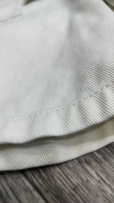 Джинсовий комбінезон з шортами бермудами