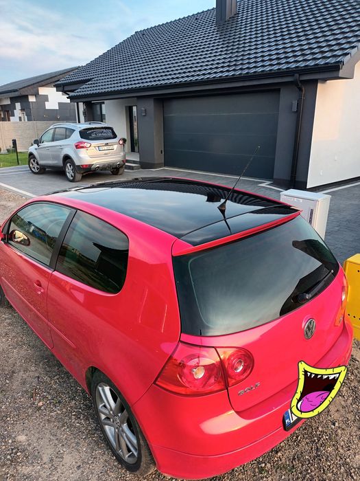 Oklejanie elementów karoseri, wnętrza itp.