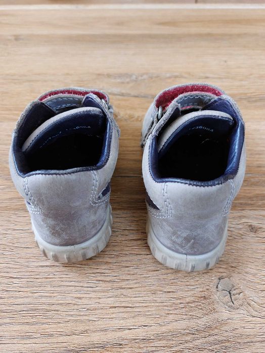 Półbuty dziecięce Ecco, rozmiar 22