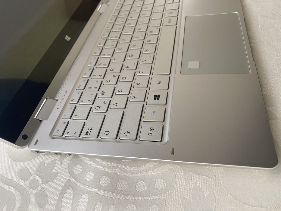 Ноутбук Trekstor PRIMEBOOK C11