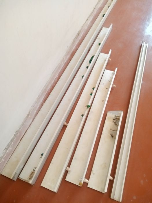 Карниз алюминий.