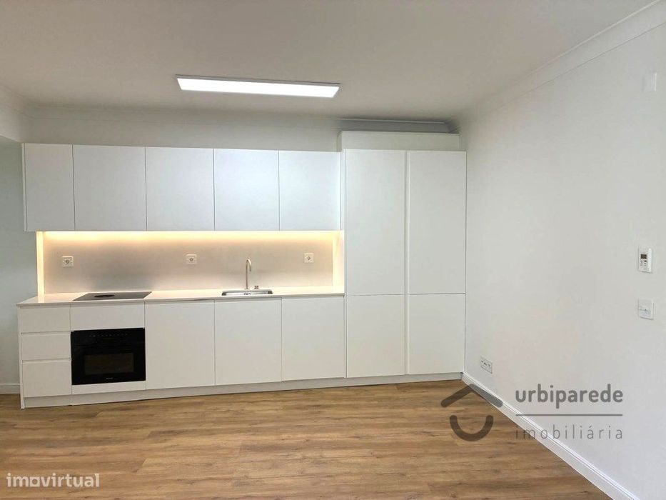 Apartamento T1 no condomínio Villa dos Coches Belém.