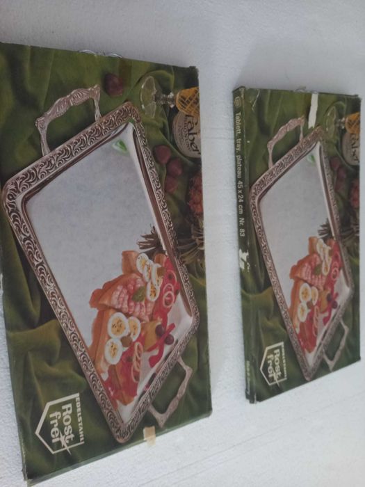 Tabuleiros vintage inox “Rostfrei” – Made in Germany (4 unid.)