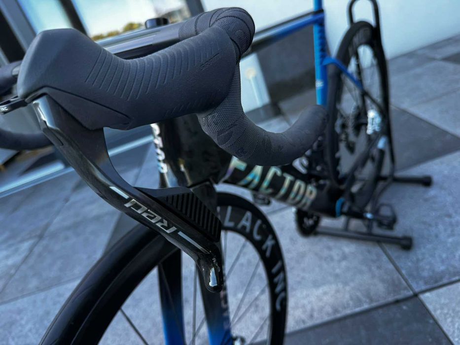 Factor Ostro VAM 2.0 Rozmiar L 56 - Sram Red E1 - pomiar mocy quarq Niski przebieg 3060km  masa 7,03 kg
