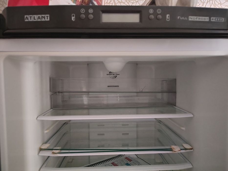 Продам холодильник на запчастини