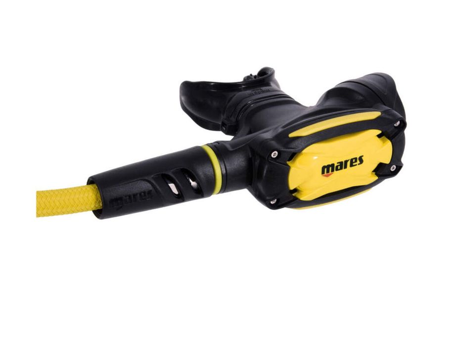 Automat oddechowy Octopus SXS Maresa podawany z prawej i lewej strony