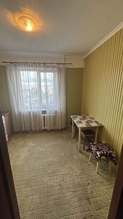 Продаж 1 кімнатної  Стуса