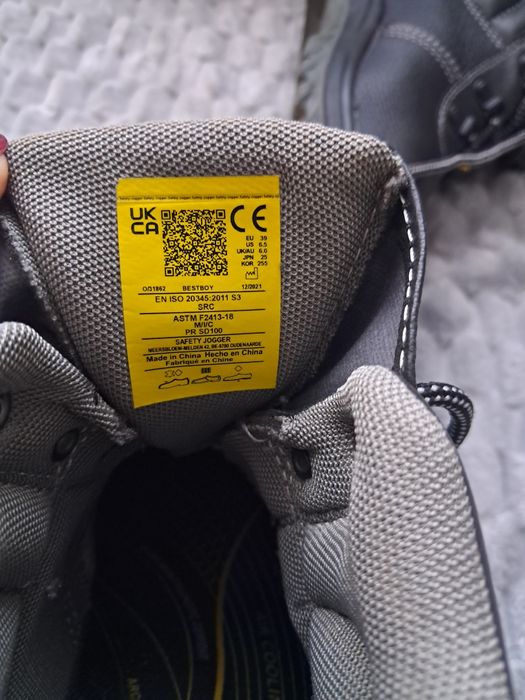 Buty robocze safety jogger 39