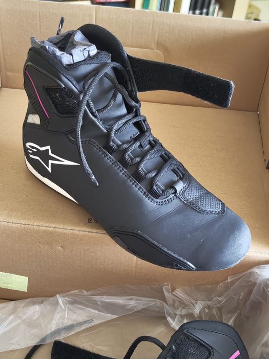 Botas moto Alpine Stars - Sektor Shoe dois pares, 37 e 42 - Vendo junto ou separado