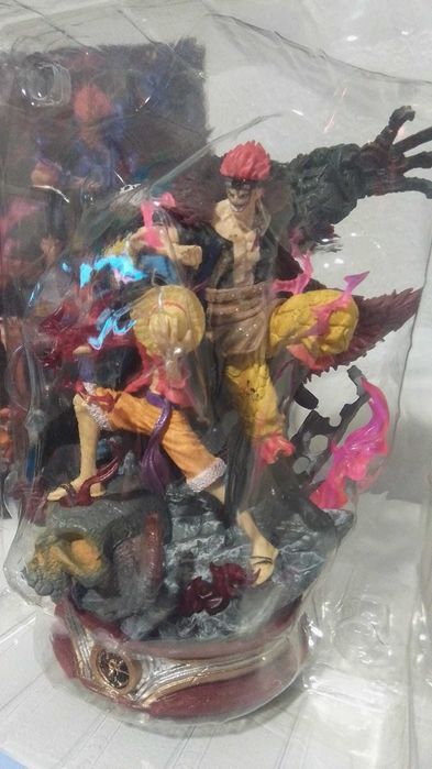 Figura Colecionável One Piece Trio Luffy Law Kid – Estátua 3D