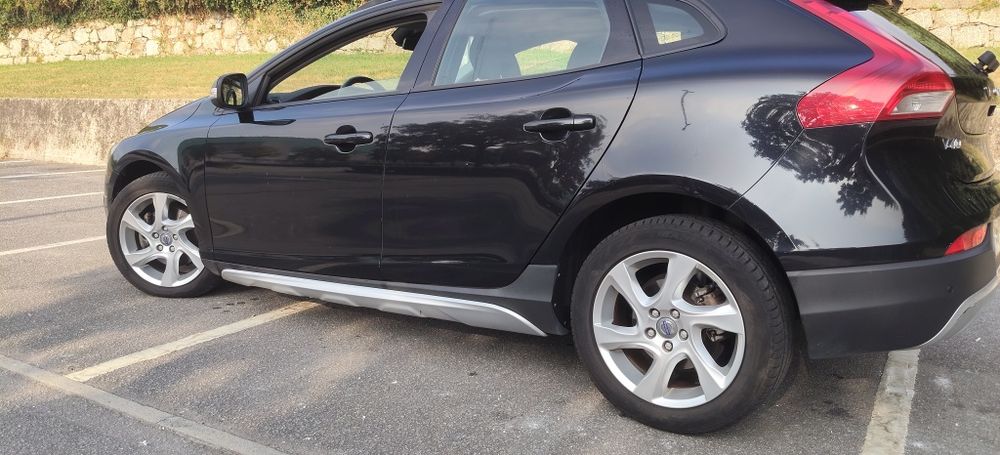 Volvo v40 cross Crountry