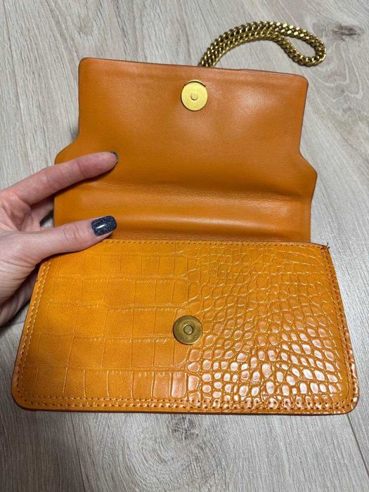 Стильна сумочка Mango