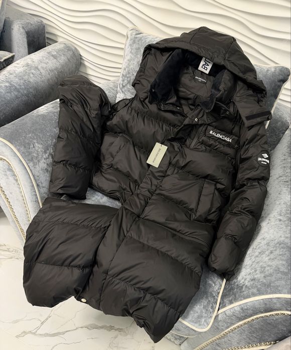 Черный пуховик черная куртка трансформер Balenciaga