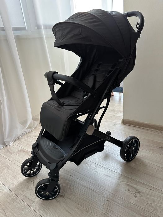 прогулянковий візок Bambi Flash