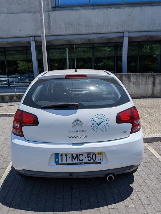 Citroen comercial C3 matricula 11-MC-50 Gasóleo