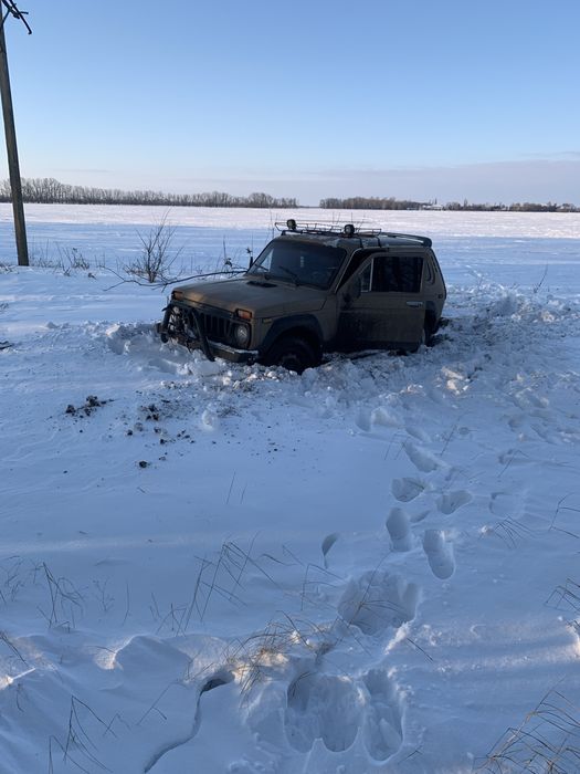 Продам Нива 2121