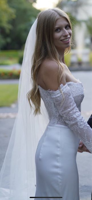 Przepiękna suknia ślubna rybka z trenem Madonna S