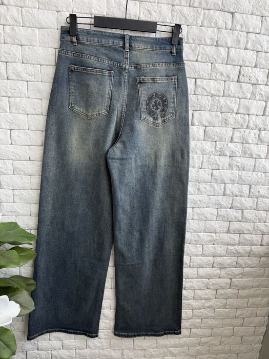 Стильні жіночі весняні джинси. Жіночі джинси палаццо. Широкі джинси