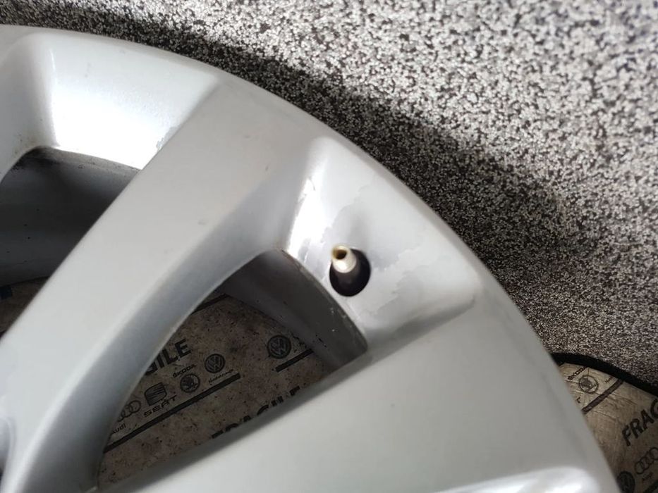 felgi alu oryginał  opel astra h zafira b meriva b 5x110  7jx17 et35