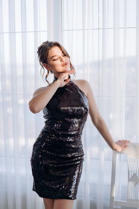 Сукня вечірня в  паєтки шоколадна