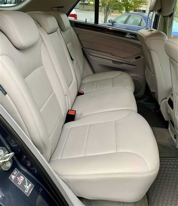 Mercedes-Benz M-Class ML 350 4MATIC      2011